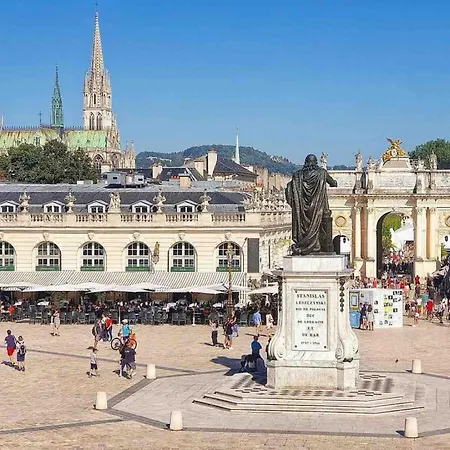 Le Dominicains Au Calme Aux Portes De La Place Stanislas Nancy