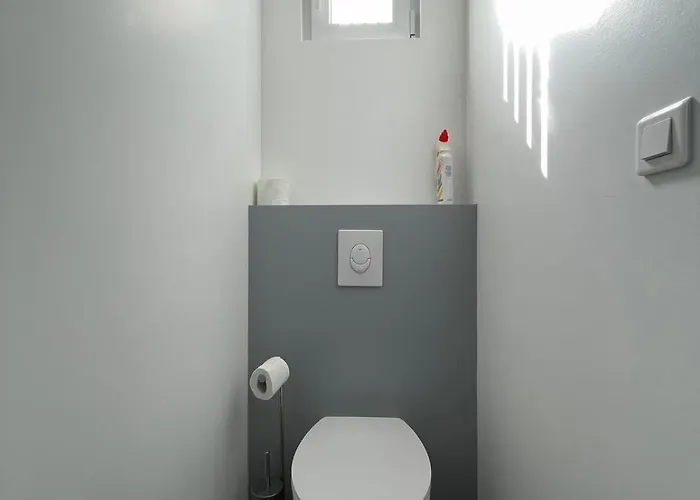 Le Dominicains Au Calme Aux Portes De La Place Stanislas *