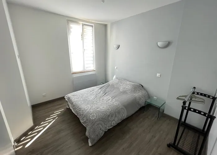 Апартаменты Le Dominicains Au Calme Aux Portes De La Place Stanislas *